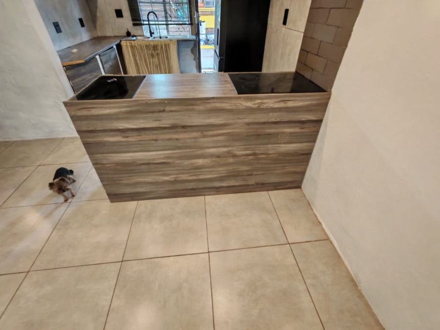 To Let  Bedroom Property for Rent in Potchefstroom North West